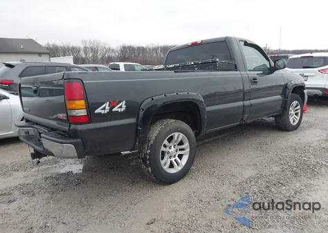2005 GMC Sierra 1500 from USA, damaged, VIN 1GTEK14T05Z182859